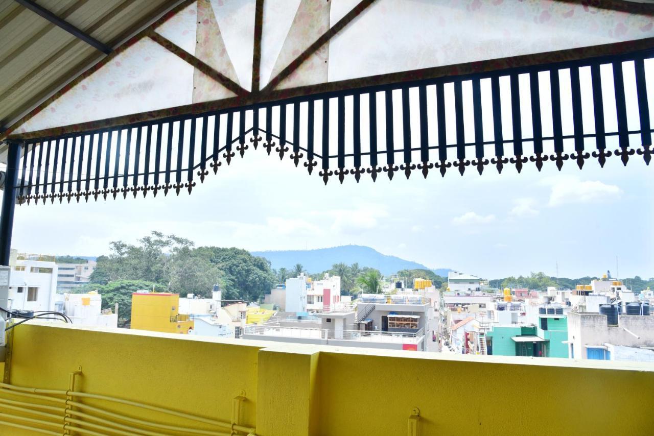 Shreyas Residency Hotel Mysore Buitenkant foto