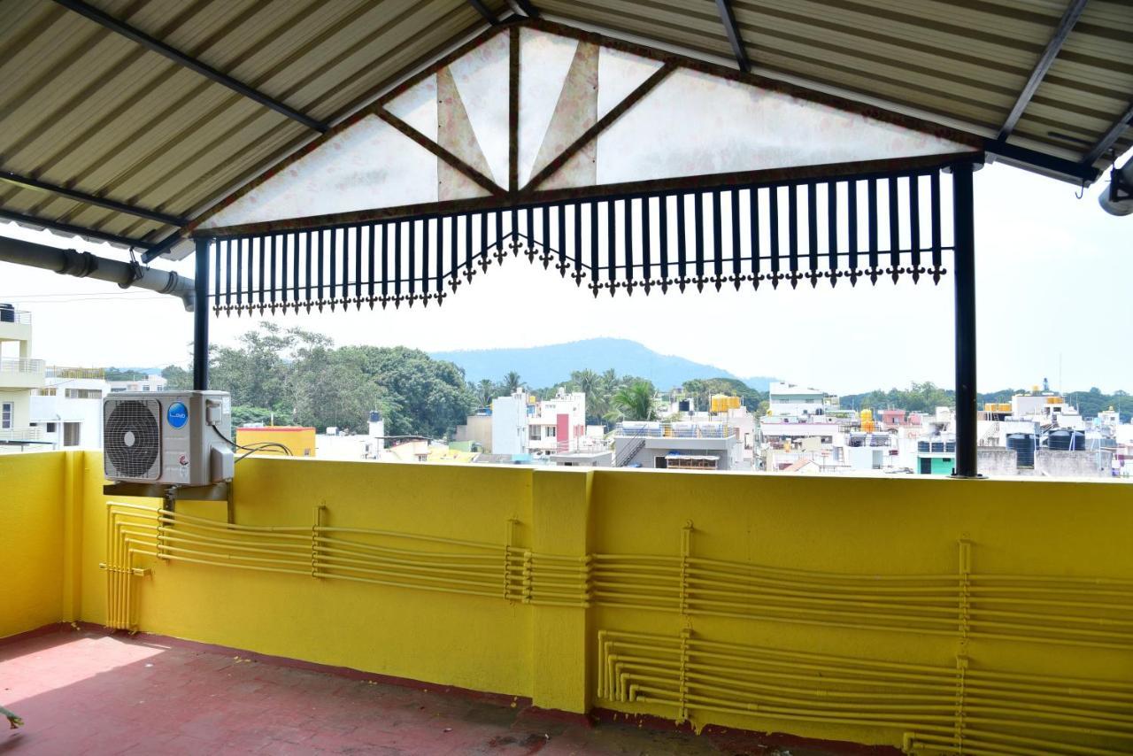 Shreyas Residency Hotel Mysore Buitenkant foto